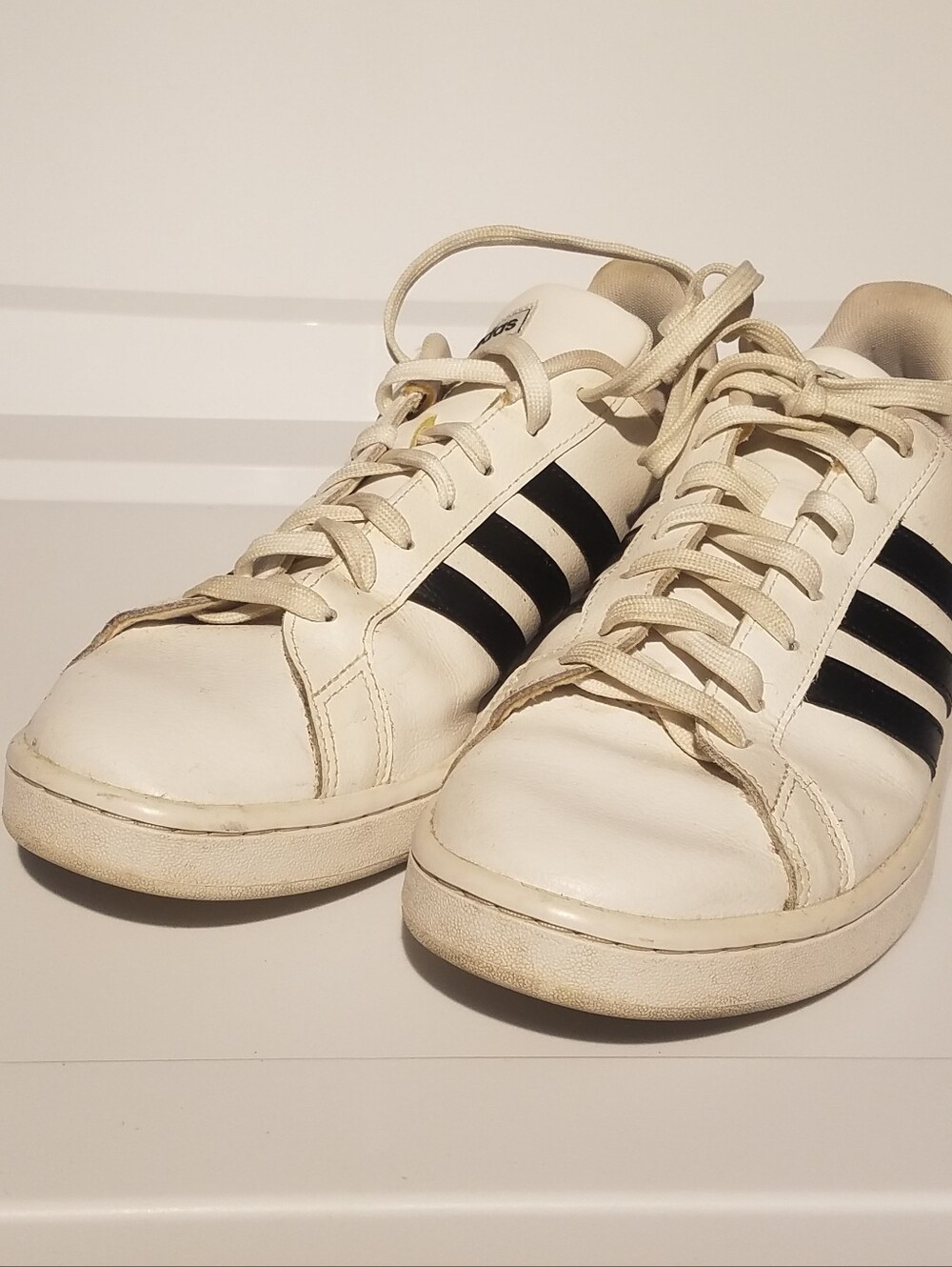 Men Adidas Classic White Shoes Sneakers Size 12